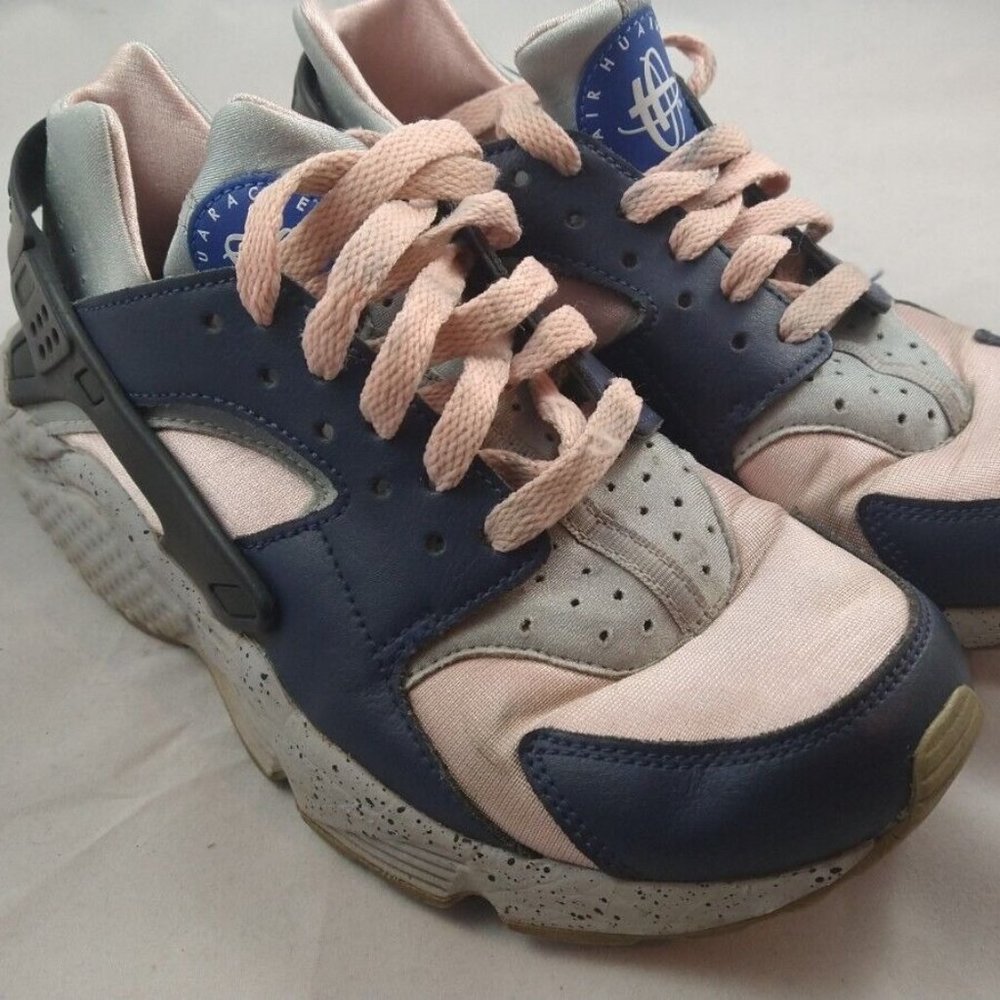 Nike Womens Air Huarache Run - 777331-962 - Navy/Pink Sneakers (US Womens 8.5)